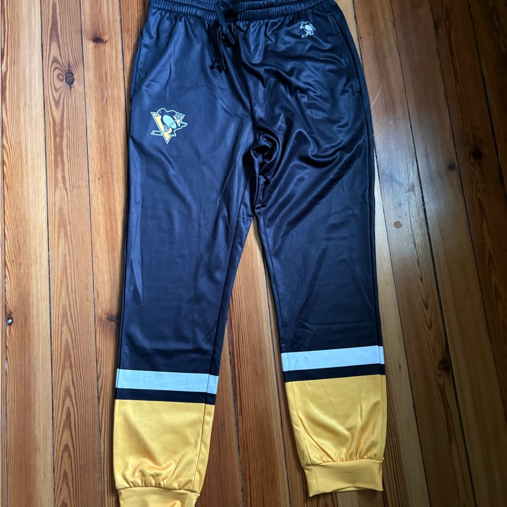 New (no tags) Bench Clearer’s Pittsburgh Penguins Hockey Jogger Pants - Medium